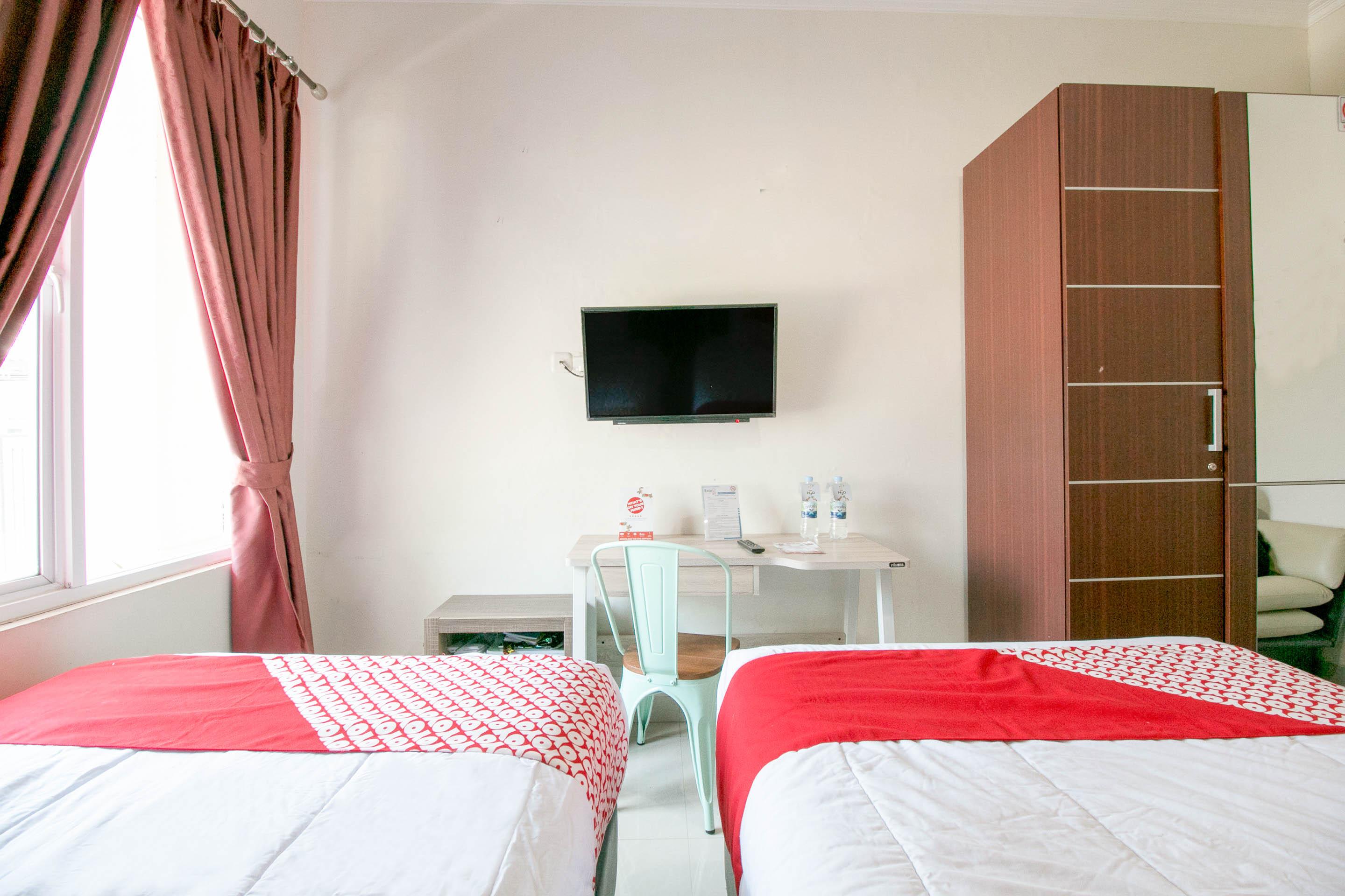 Oyo 1975 Bale Ikite Hotel Makassar Ngoại thất bức ảnh