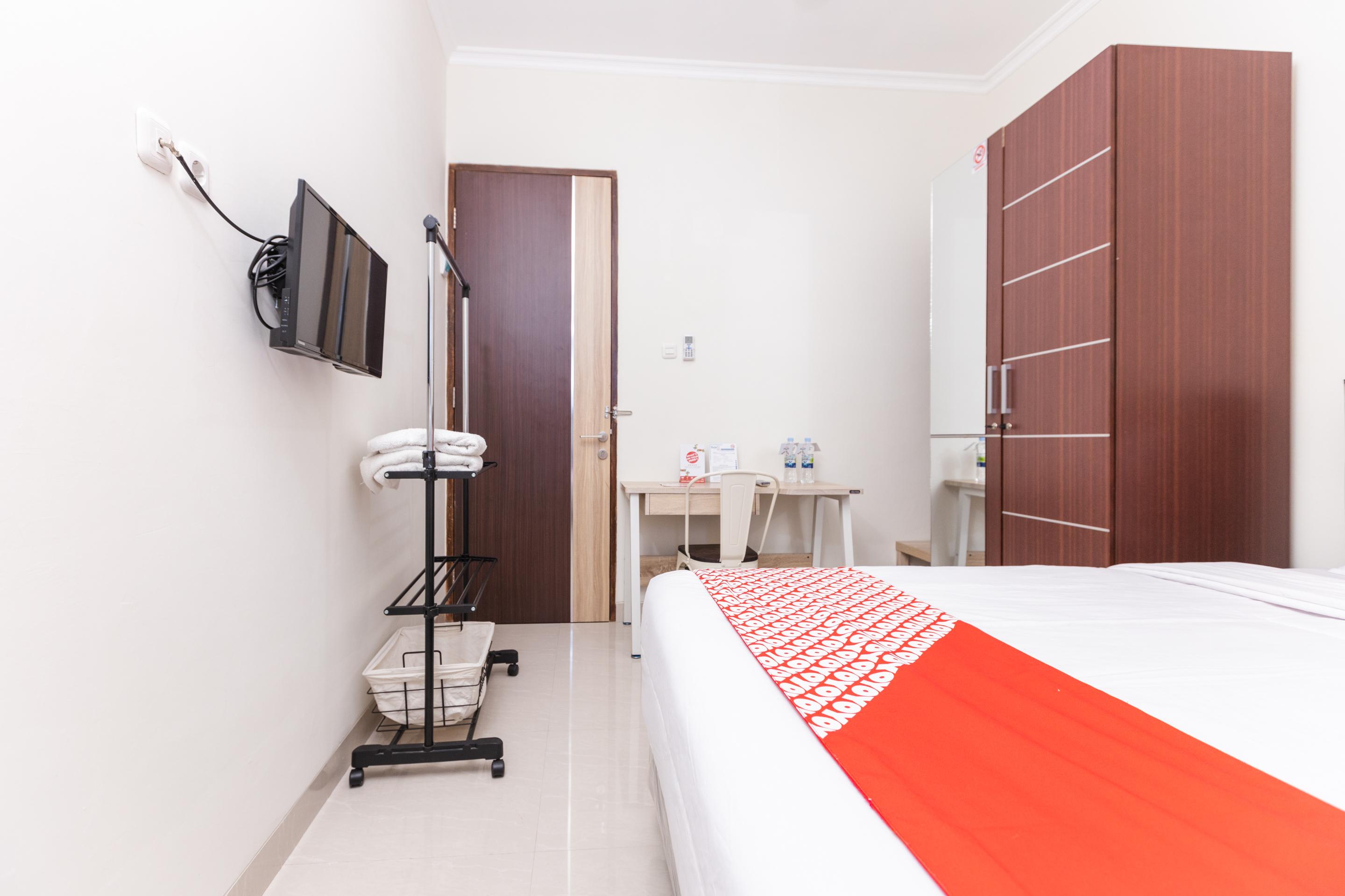 Oyo 1975 Bale Ikite Hotel Makassar Ngoại thất bức ảnh