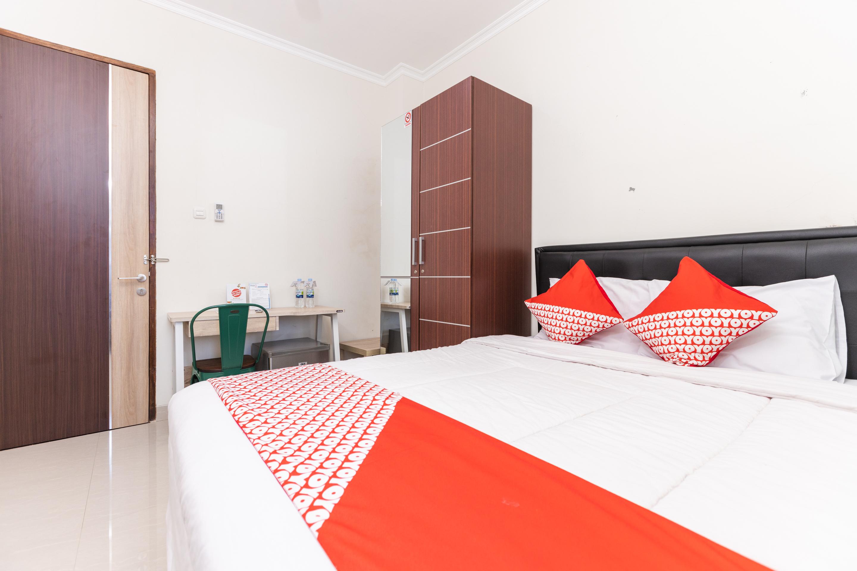 Oyo 1975 Bale Ikite Hotel Makassar Ngoại thất bức ảnh