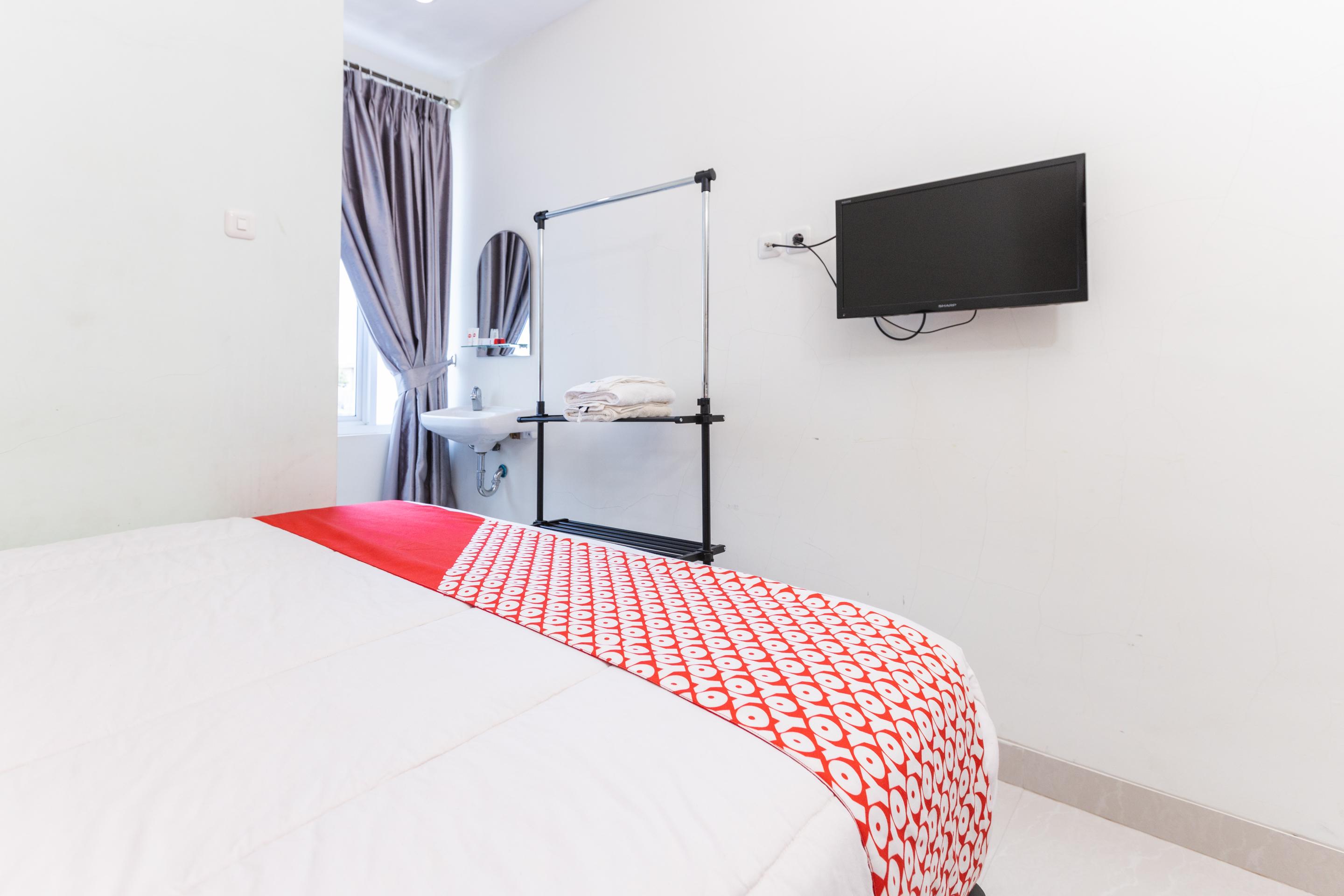 Oyo 1975 Bale Ikite Hotel Makassar Ngoại thất bức ảnh