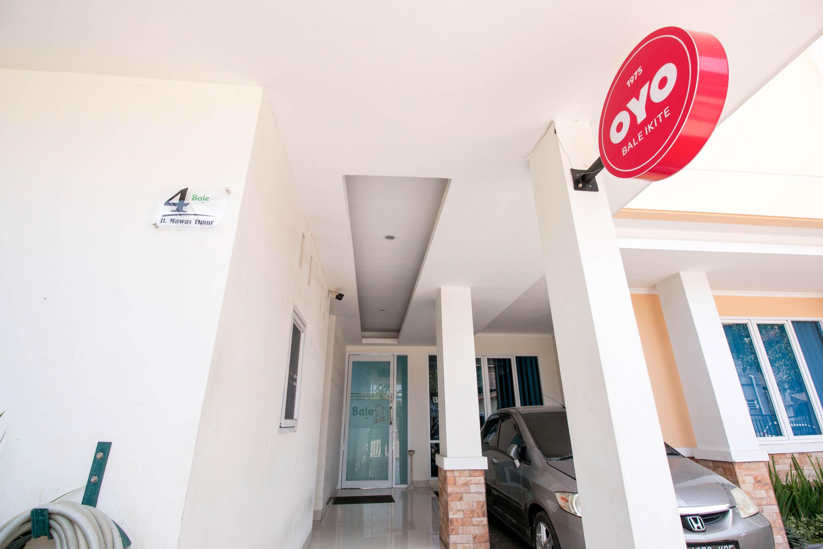 Oyo 1975 Bale Ikite Hotel Makassar Ngoại thất bức ảnh