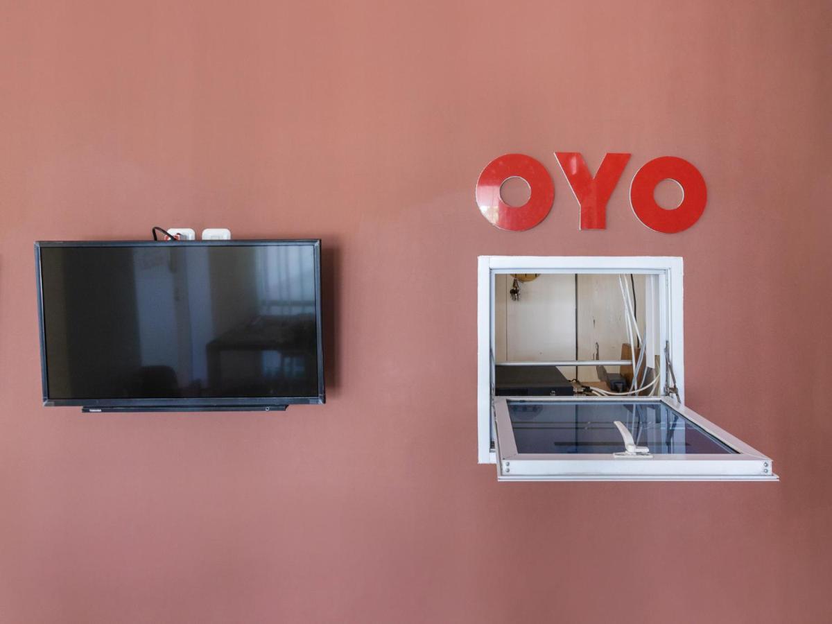 Oyo 1975 Bale Ikite Hotel Makassar Ngoại thất bức ảnh